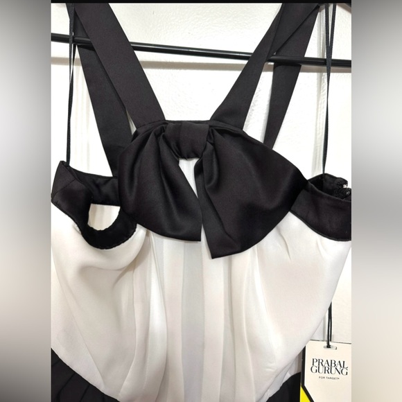 Prabal Gurung for Target - Black and white dress with bow. - Picture 3 of 6